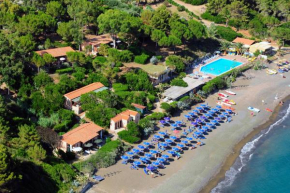  Hotel Capo Sud  Каполивери